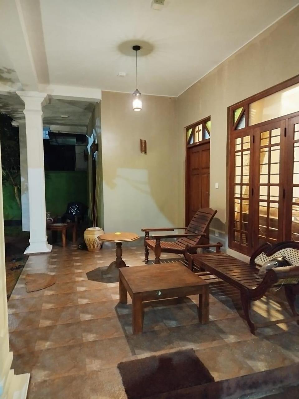 Siyon Yula - Guest House ฮิกคาดูวา ภายนอก รูปภาพ